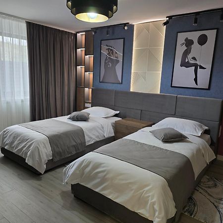 Visan Monarc Boutique Aparthotel - Self Check-In المظهر الخارجي الصورة