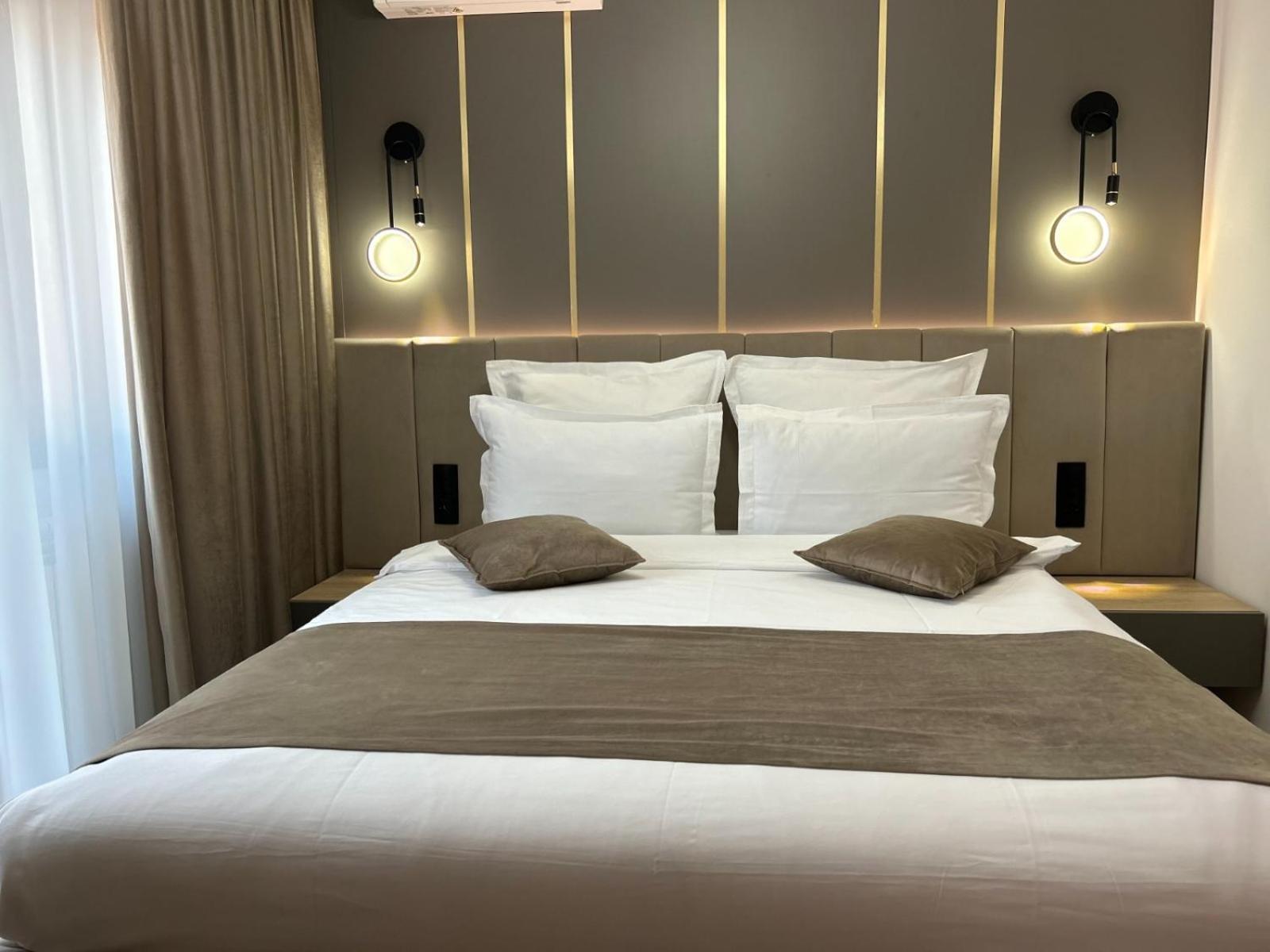 Visan Monarc Boutique Aparthotel - Self Check-In المظهر الخارجي الصورة