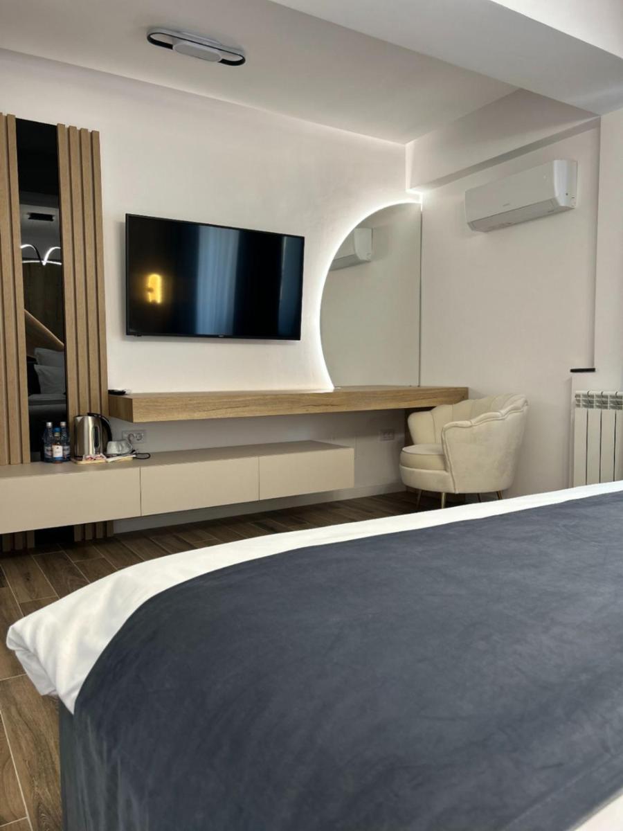Visan Monarc Boutique Aparthotel - Self Check-In المظهر الخارجي الصورة