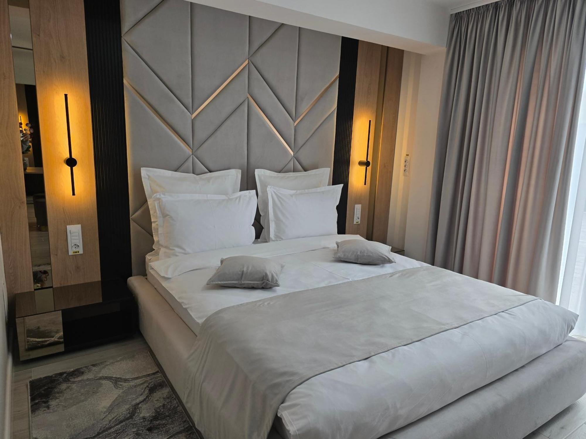 Visan Monarc Boutique Aparthotel - Self Check-In المظهر الخارجي الصورة
