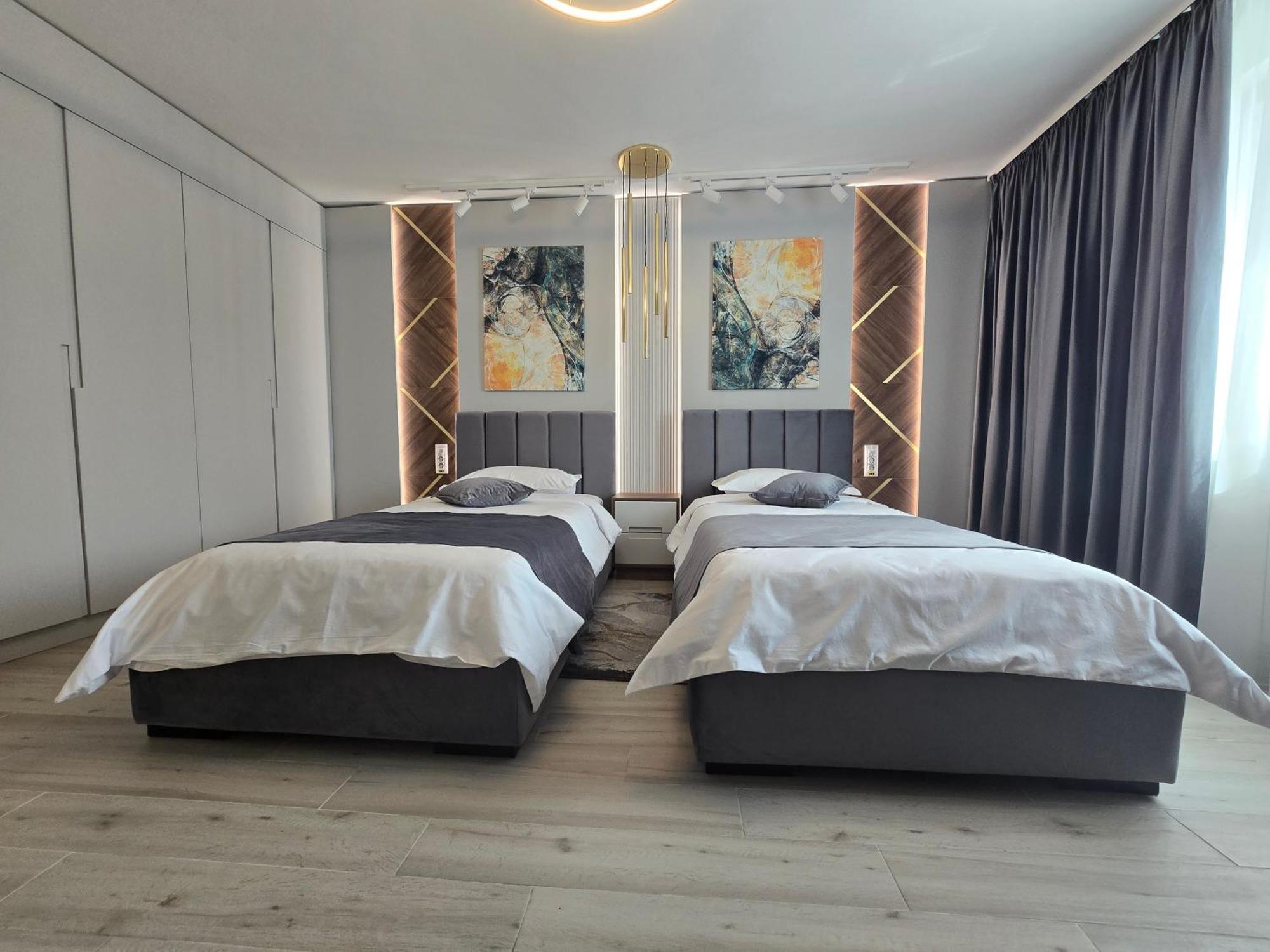 Visan Monarc Boutique Aparthotel - Self Check-In المظهر الخارجي الصورة